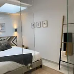 Dom wakacyjny Deluxe With Pool By Homing *