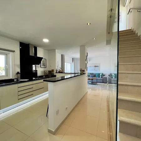 Tatil Evi Deluxe With Pool By Homing Albufeira
