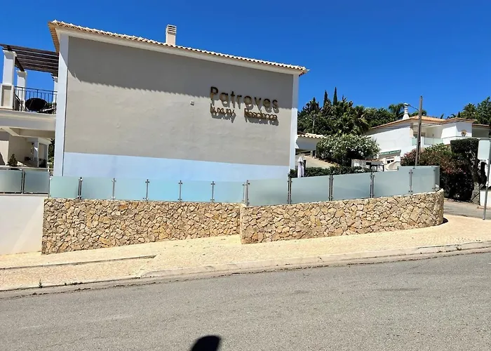 Deluxe With Pool By Homing 別荘