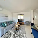 Deluxe With Pool By Homing * 알부페이라