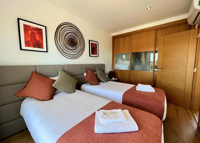 Holiday home Deluxe With Pool By Homing *