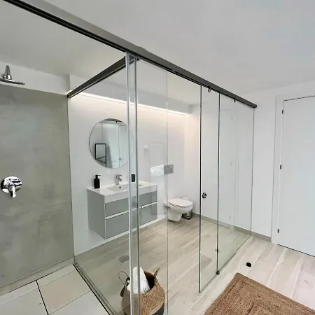 Deluxe With Pool By Homing